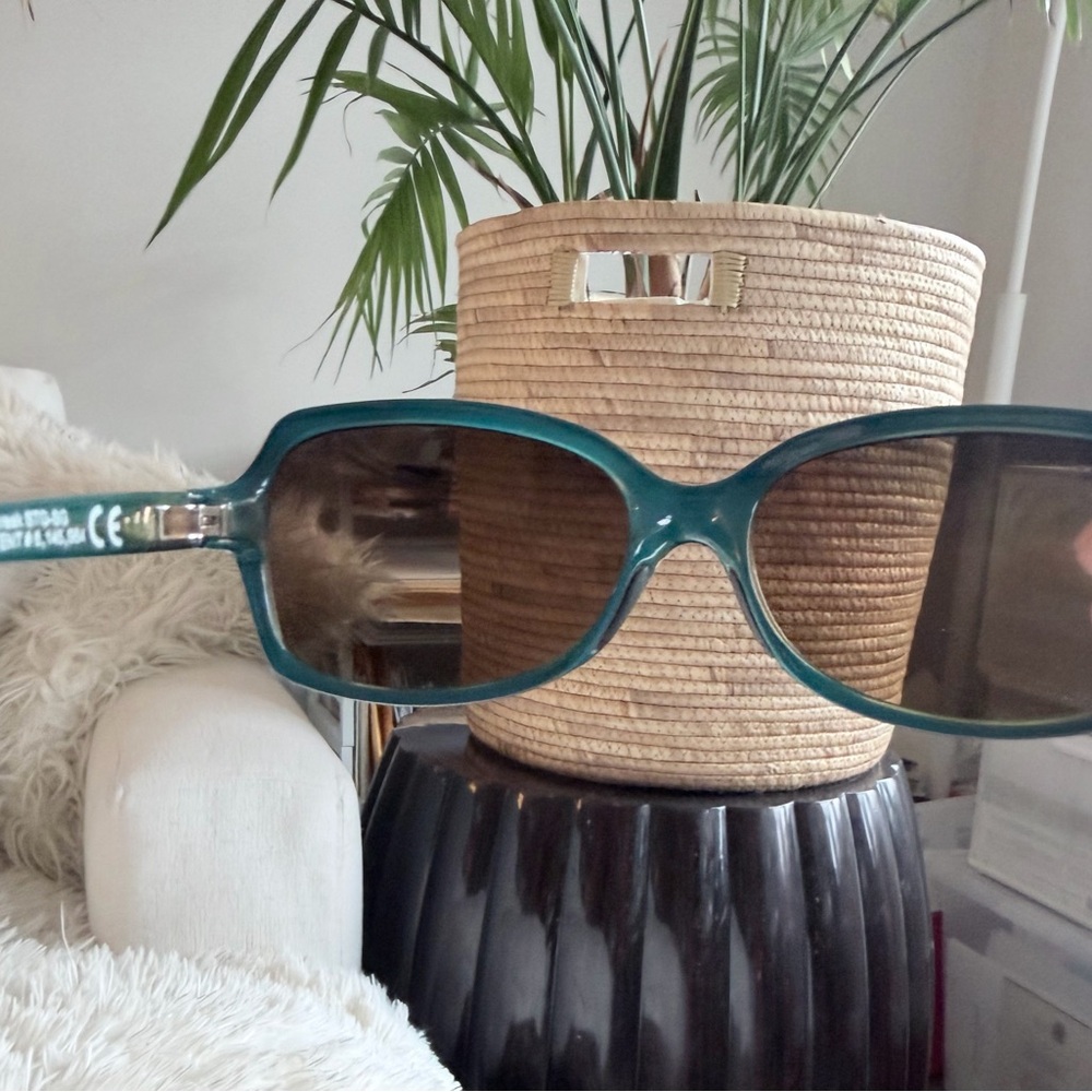 Maui Jim Tortoise and Teal Sunglasses - Picture 2 of 5